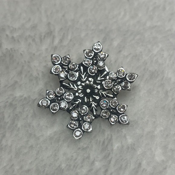 Crystal Pave Snowflake Pin - Picture 4 of 7